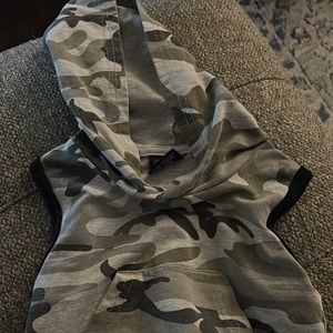 Little Bipsy sleeveless hoodie